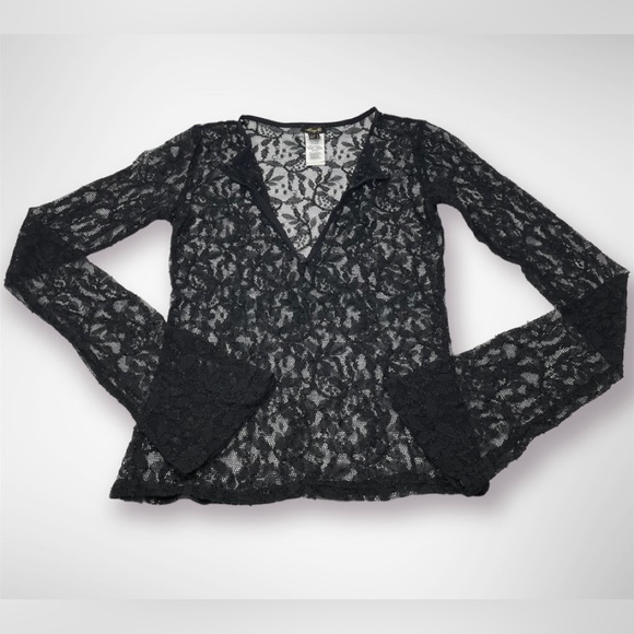 🛍️FINAL SALE🛍️ Mango Lace Sheer Long Sleeve Top - Picture 2 of 11